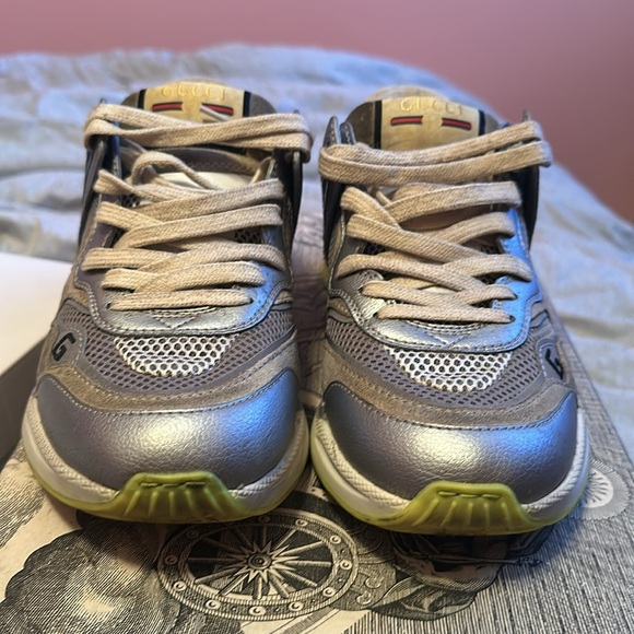 GUCCI ULTRASPACE SNEAKERS - Picture 3 of 6